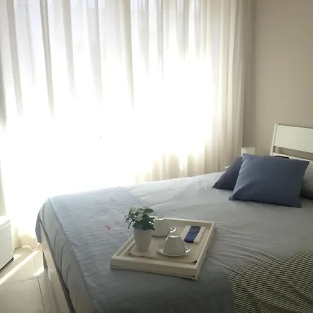 Apartament Mamma Vera Acitrezza *